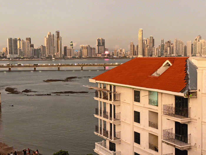 Panama-city-from-roof